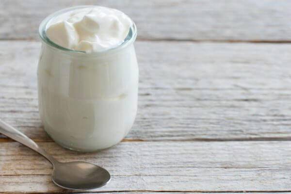 Можно ли декоративным кроликам йогурт или витамины на йогурте
